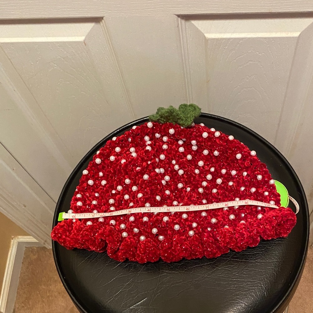HOST PICK Crochet Strawberry hat - Picture 6 of 7